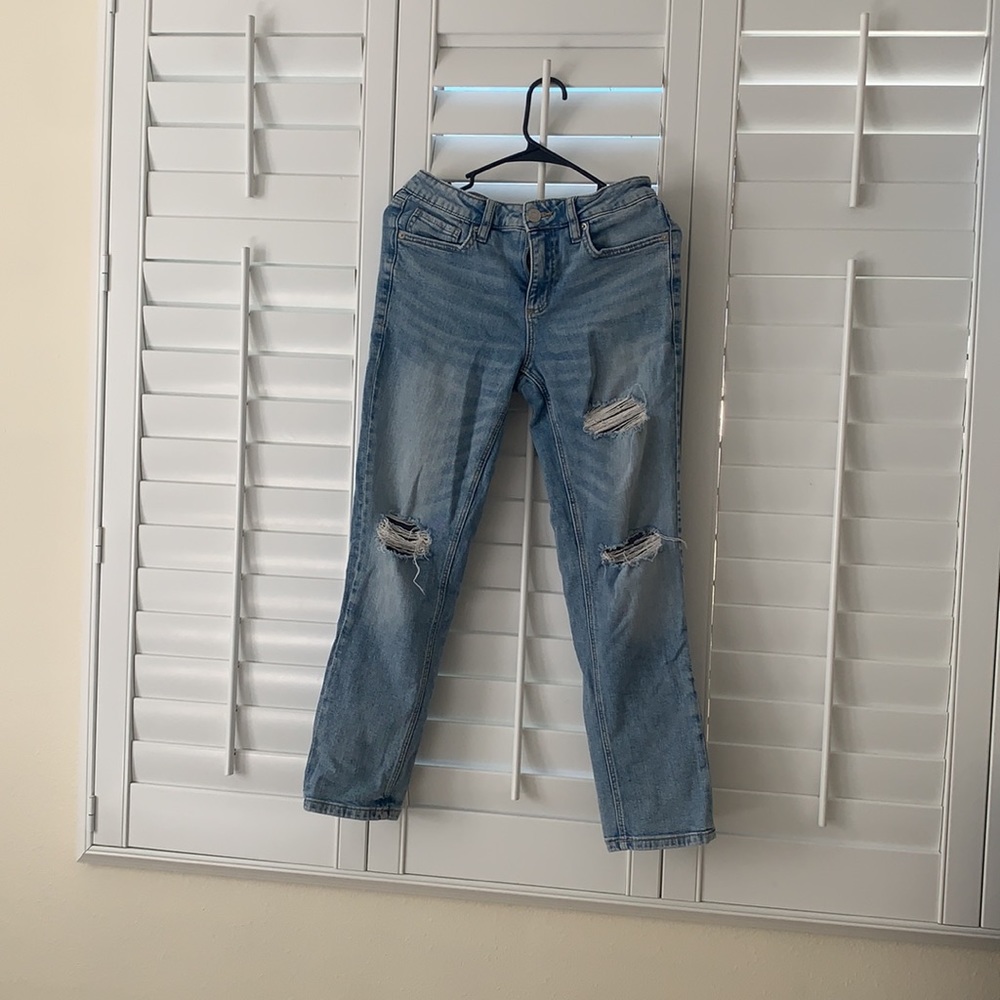 Garage “girlfriend” jeans